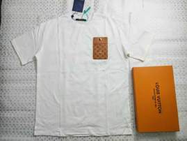 Picture of Louis Vuitton T Shirts Short _SKULVXS-LfqtxL2336986
